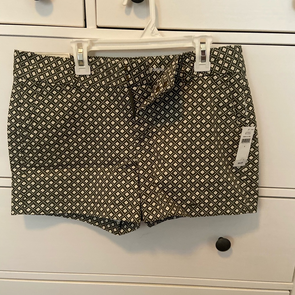 Gap NWT Shorts